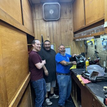 San Antonio Vacuum Cleaner - Technician Staff - Appliances & Repair Near Me - San Antonio, Texas San Antonio Vacuum Cleaner - Technician Staff - Appliances & Repair Near Me - San Antonio, Texas