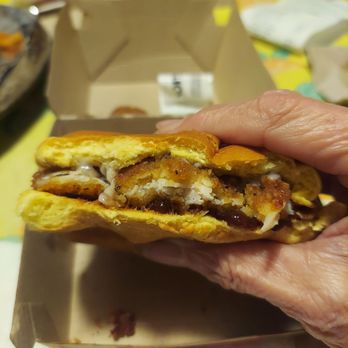 Arby's - Chicken sandwich - Fast Food Near Me - Ocoee, Florida