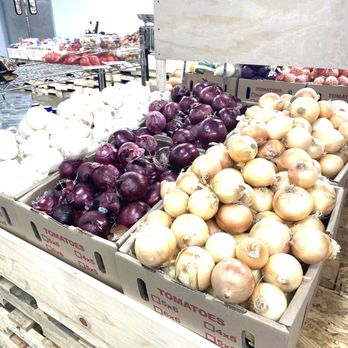 Carver Jones Market - Onions - Grocery Near Me - Fairfield, Alabama Carver Jones Market - Onions - Grocery Near Me - Fairfield, Alabama