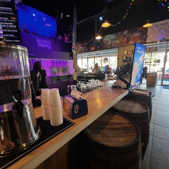 Hourglass Brewing - Bar area - Breweries Near Me - Longwood, Florida Hourglass Brewing - Bar area - Breweries Near Me - Longwood, Florida