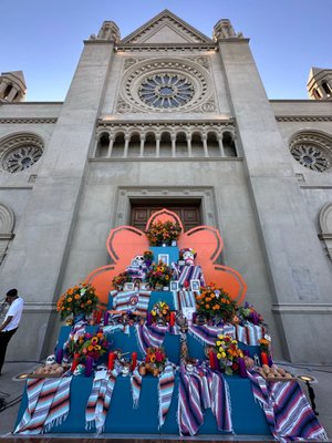 Forest Lawn Museum by null