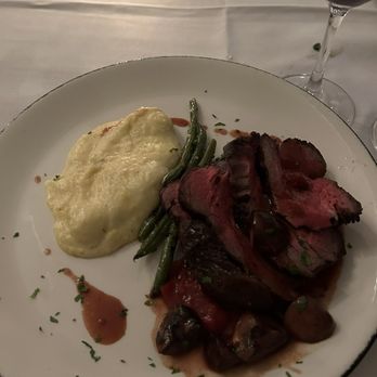 Merriman's - Grass Fed Hawaii Island Filet Mignon - Hawaiian Near Me - Kamuela, Hawaii Merriman's - Grass Fed Hawaii Island Filet Mignon - Hawaiian Near Me - Kamuela, Hawaii