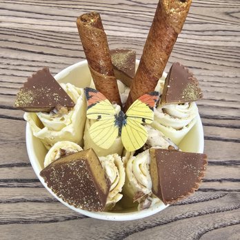 iRoll Ice Cream - Reeses - Ice Cream & Frozen Yogurt Near Me - North Hollywood, California