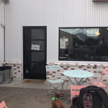 Good Earth Yogurt - Outdoor patio! - Ice Cream & Frozen Yogurt Near Me - Bishop, California Good Earth Yogurt - Outdoor patio! - Ice Cream & Frozen Yogurt Near Me - Bishop, California