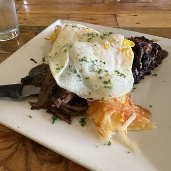 Batter & Berries - LaColombe Brisket Hash - Breakfast & Brunch Near Me - Chicago, Illinois
