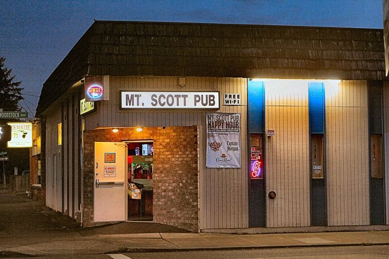 Mt Scott Pub Logo