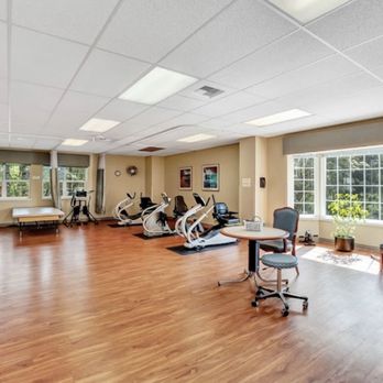 Bellevue Post Acute - Beautiful Therapy Gym - Skilled Nursing Near Me - Bellevue, Washington Bellevue Post Acute - Beautiful Therapy Gym - Skilled Nursing Near Me - Bellevue, Washington