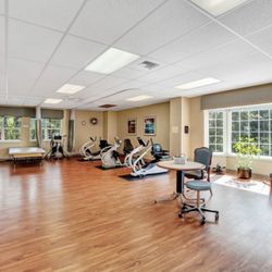 Bellevue Post Acute - Beautiful Therapy Gym
