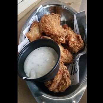 Claw Daddy's - Dry Cajun Wings w/Ranch Dressing - Cajun/Creole Near Me - New York, New York