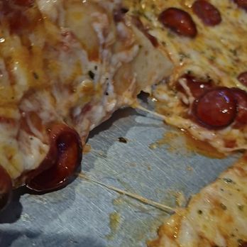 Amici Pizza - The pizza comes out so hot that the cheese is slipping off, so you might wanna wait a couple minutes if you can. Us big backs DON'T wait. - Pizza Near Me - Mesa, Arizona