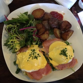 Alchemy Coffee - Peameal bacon eggs benny - Coffee & Tea Near Me - Markham, Ontario