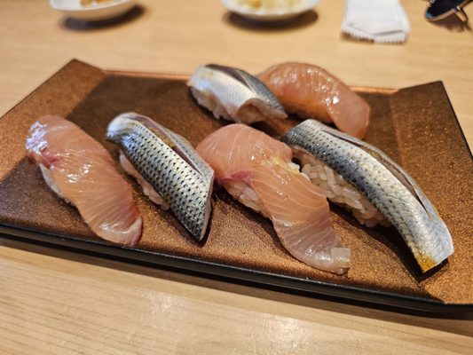 Manten Sushi Nihonbashi by null