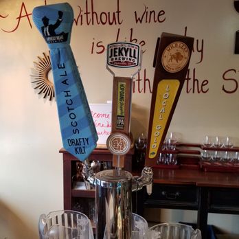 The Vine - Beer on tap - Wine Bars Near Me - Blue Ridge, Georgia