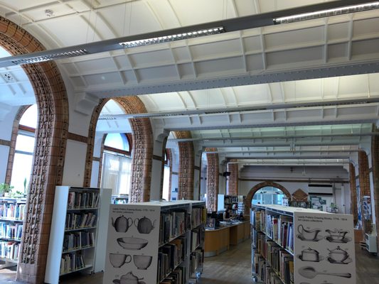 Leeds Art Gallery by null