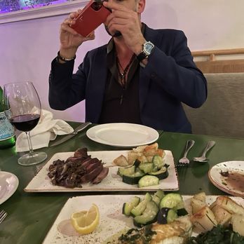 IL Nido - Another baller taking a photo of his incredible meal. - Sicilian Near Me - Sherman Oaks, California IL Nido - Another baller taking a photo of his incredible meal. - Sicilian Near Me - Sherman Oaks, California