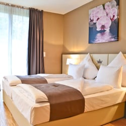 Empress Hotel