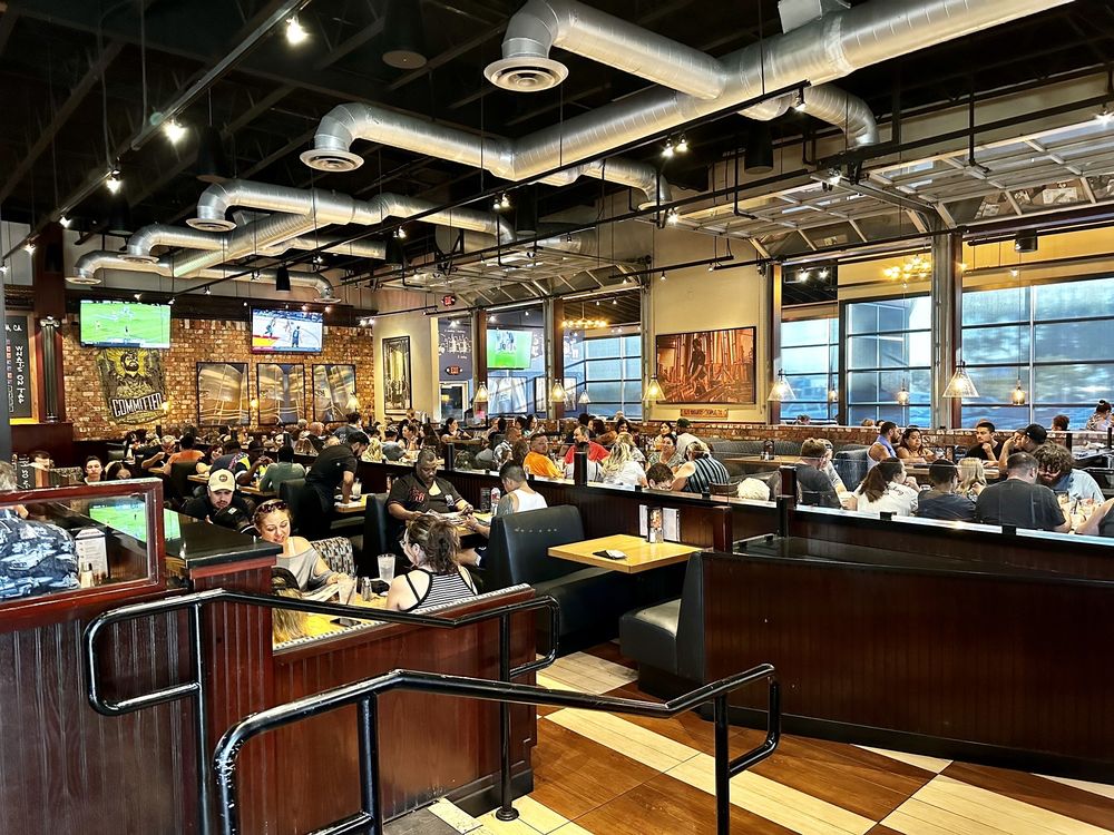BJ's Restaurant & Brewhouse