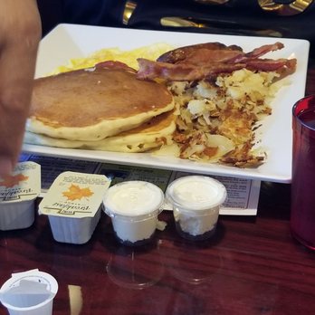 Bridgeton Family Diner - Nice fluffy pancakes! - Diners Near Me - Bridgeton, New Jersey Bridgeton Family Diner - Nice fluffy pancakes! - Diners Near Me - Bridgeton, New Jersey