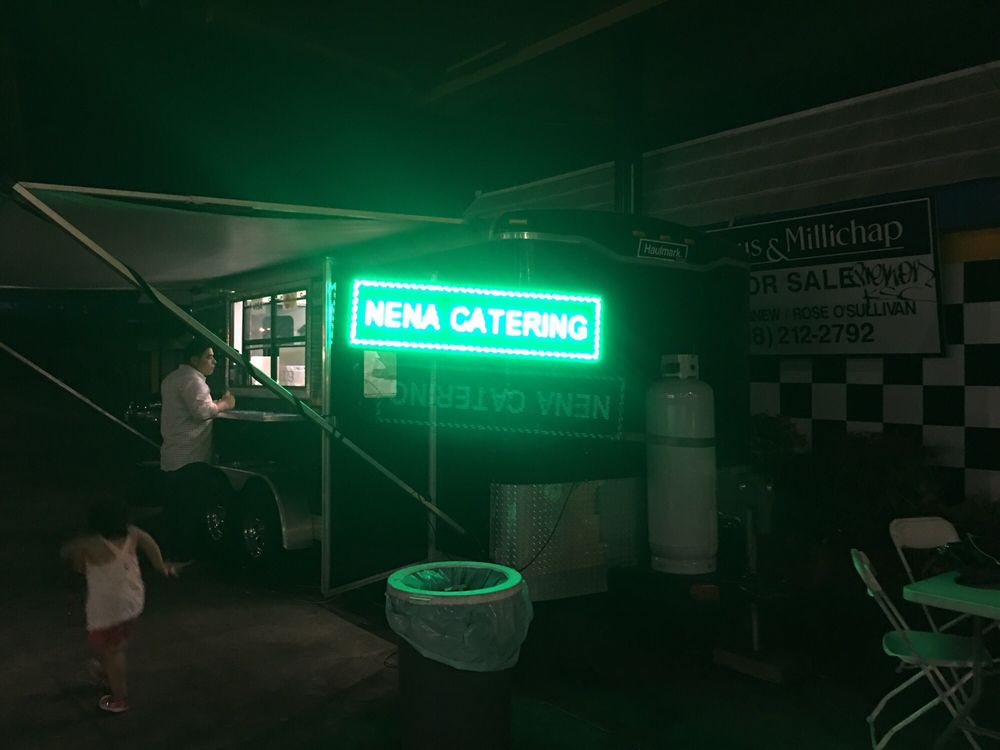 Nena Catering Logo