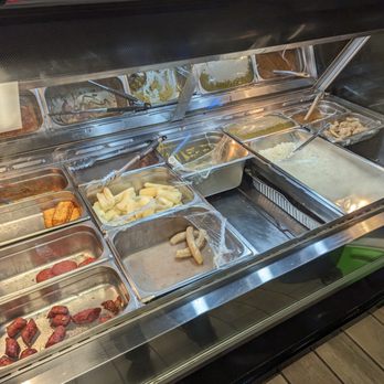 La Bodega - Prepared Food - Dominican Near Me - Lincoln Park, Michigan