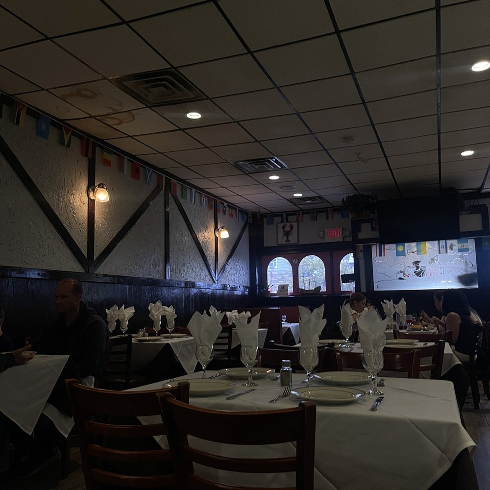 O Imperial Bar & Restaurant - the interior of the restaurant - Portuguese Near Me - Kearny, New Jersey O Imperial Bar & Restaurant - the interior of the restaurant - Portuguese Near Me - Kearny, New Jersey