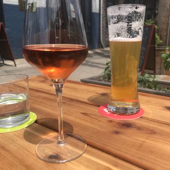 Avling Kitchen & Brewery - Patio drinks - Breweries Near Me - Leslieville, Ontario