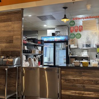 Teriyaki House Grill - Pick up counter - Japanese Near Me - La Mirada, California Teriyaki House Grill - Pick up counter - Japanese Near Me - La Mirada, California