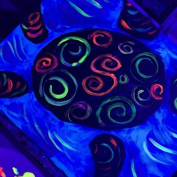 Painting with a Twist - glow Paint - Art Classes Near Me - Austin, Texas Painting with a Twist - glow Paint - Art Classes Near Me - Austin, Texas