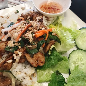 Insomnia - Lemongrass chicken - Coffee & Tea Near Me - Honolulu, Hawaii