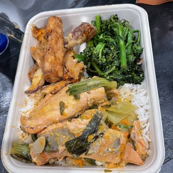 Erewhon - Food bar - Grocery Near Me - Los Angeles, California Erewhon - Food bar - Grocery Near Me - Los Angeles, California