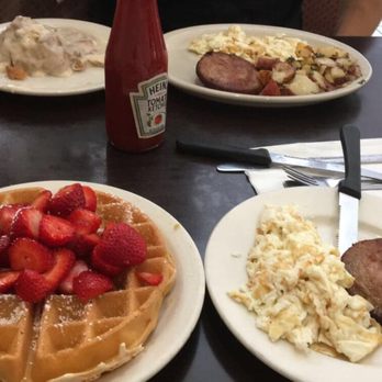 Pieloon - American Near Me - Downey, California
