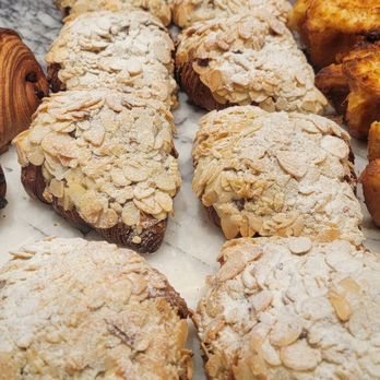Salswee - The best almond croissant - Bakeries Near Me - New York, New York Salswee - The best almond croissant - Bakeries Near Me - New York, New York