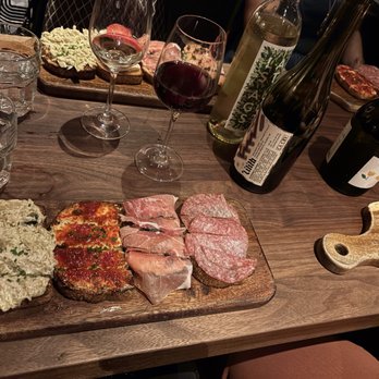 Postino Arcadia - Delicious Bruschetta Board and Lilith wine - Wine Bars Near Me - Phoenix, Arizona Postino Arcadia - Delicious Bruschetta Board and Lilith wine - Wine Bars Near Me - Phoenix, Arizona