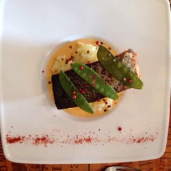 Le Milésime - Saumon bio avec purée en sauce.