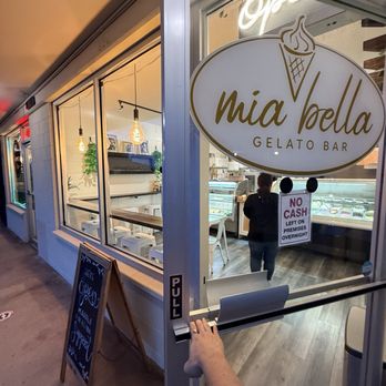 Miya Bowls - Acai Bowls Near Me - Wahiawa, Hawaii Miya Bowls - Acai Bowls Near Me - Wahiawa, Hawaii