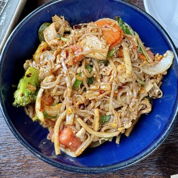 Archa Nine Thai Kitchen - Pad Kee Mao - Thai Near Me - Lexington, Kentucky Archa Nine Thai Kitchen - Pad Kee Mao - Thai Near Me - Lexington, Kentucky