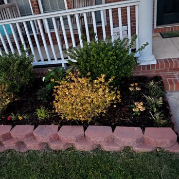 White Oak Lawn Care - Fresh garden bed install - Fences & Gates Near Me - Hubert, North Carolina White Oak Lawn Care - Fresh garden bed install - Fences & Gates Near Me - Hubert, North Carolina