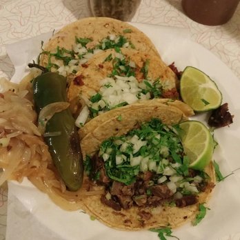 El Taco Veloz - Three tacos -- cabeza, asada, and pollo -- only $5!! - Mexican Near Me - Detroit, Michigan El Taco Veloz - Three tacos -- cabeza, asada, and pollo -- only $5!! - Mexican Near Me - Detroit, Michigan
