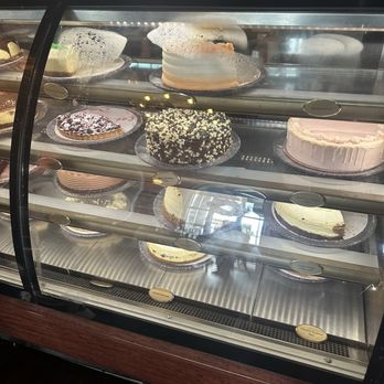 Café Intermezzo - Avalon - Coffee & Tea Near Me - Alpharetta, Georgia