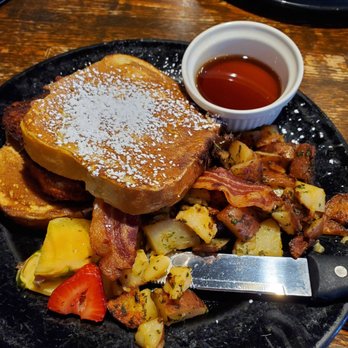 The Buff Restaurant - French toast and chicken - Breakfast & Brunch Near Me - Boulder, Colorado The Buff Restaurant - French toast and chicken - Breakfast & Brunch Near Me - Boulder, Colorado