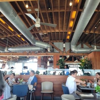 The Lobster - indoor seating and view of the bar - Seafood Near Me - Santa Monica, California The Lobster - indoor seating and view of the bar - Seafood Near Me - Santa Monica, California