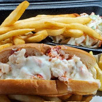 Bar Harbor Seafood - Garlic butter lobster roll - Seafood Near Me - Orlando, Florida Bar Harbor Seafood - Garlic butter lobster roll - Seafood Near Me - Orlando, Florida