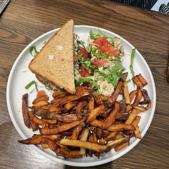 The Wild Fork - Missing bread. Fell on the floor and waitress ignored - American Near Me - Tulsa, Oklahoma The Wild Fork - Missing bread. Fell on the floor and waitress ignored - American Near Me - Tulsa, Oklahoma