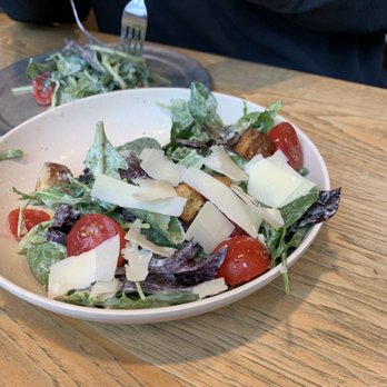 Pinthouse Pizza - House Salad - Pizza Near Me - Austin, Texas Pinthouse Pizza - House Salad - Pizza Near Me - Austin, Texas