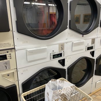 Little Ducklings Laundry - Dryer - Laundromat Near Me - West Yellowstone, Montana Little Ducklings Laundry - Dryer - Laundromat Near Me - West Yellowstone, Montana