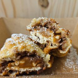 Lallys Cakes And Sweets - Fried Snicker