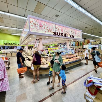 Don Quijote - Fresh sushi - International Grocery Near Me - Honolulu, Hawaii