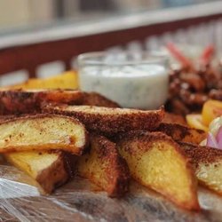 Komentarista Cafe - Greek Potato Wedges