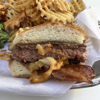 AZ88 - The Cheeseburger - American Near Me - Scottsdale, Arizona AZ88 - The Cheeseburger - American Near Me - Scottsdale, Arizona