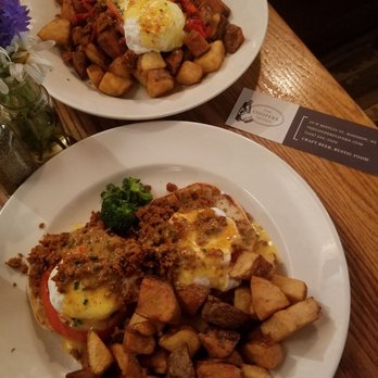 The Coopers Tavern - Vegetarian Benedict... with homemade Chorizo LOL - New American Near Me - Madison, Wisconsin The Coopers Tavern - Vegetarian Benedict... with homemade Chorizo LOL - New American Near Me - Madison, Wisconsin